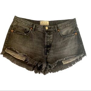 WE THE FREE Free People Frayed Blk Acid Wash Button Front Short Cutoffs - SZ 29